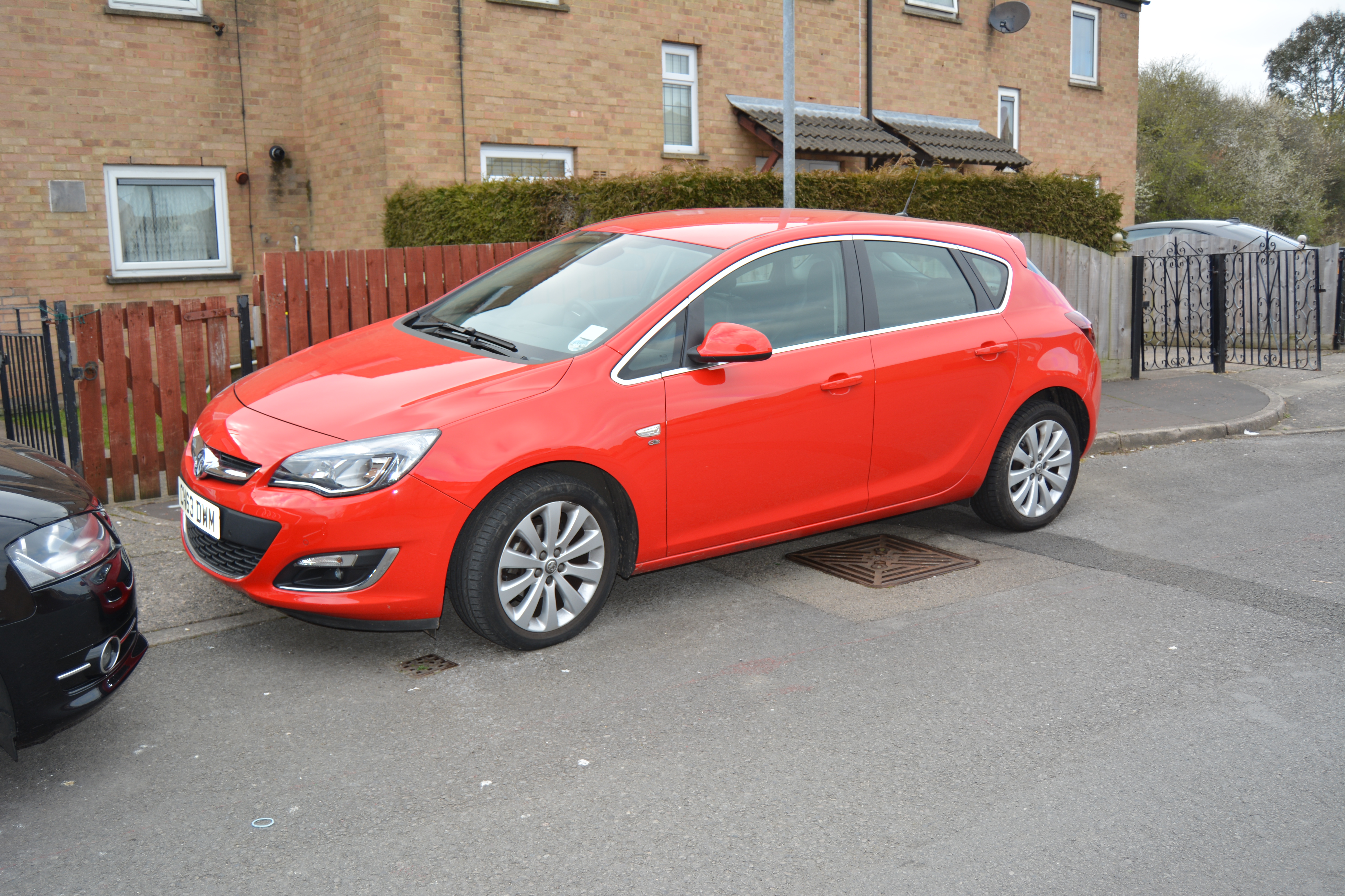 24 hour emergency car automobile locksmith cardiff penarth