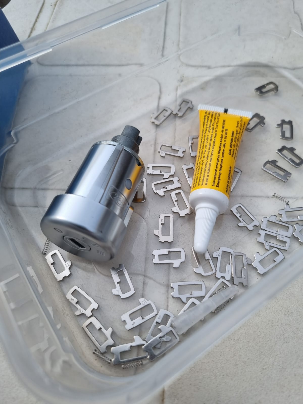 Ford Transit ignition lock replacement by Cardiff auto locksmith
